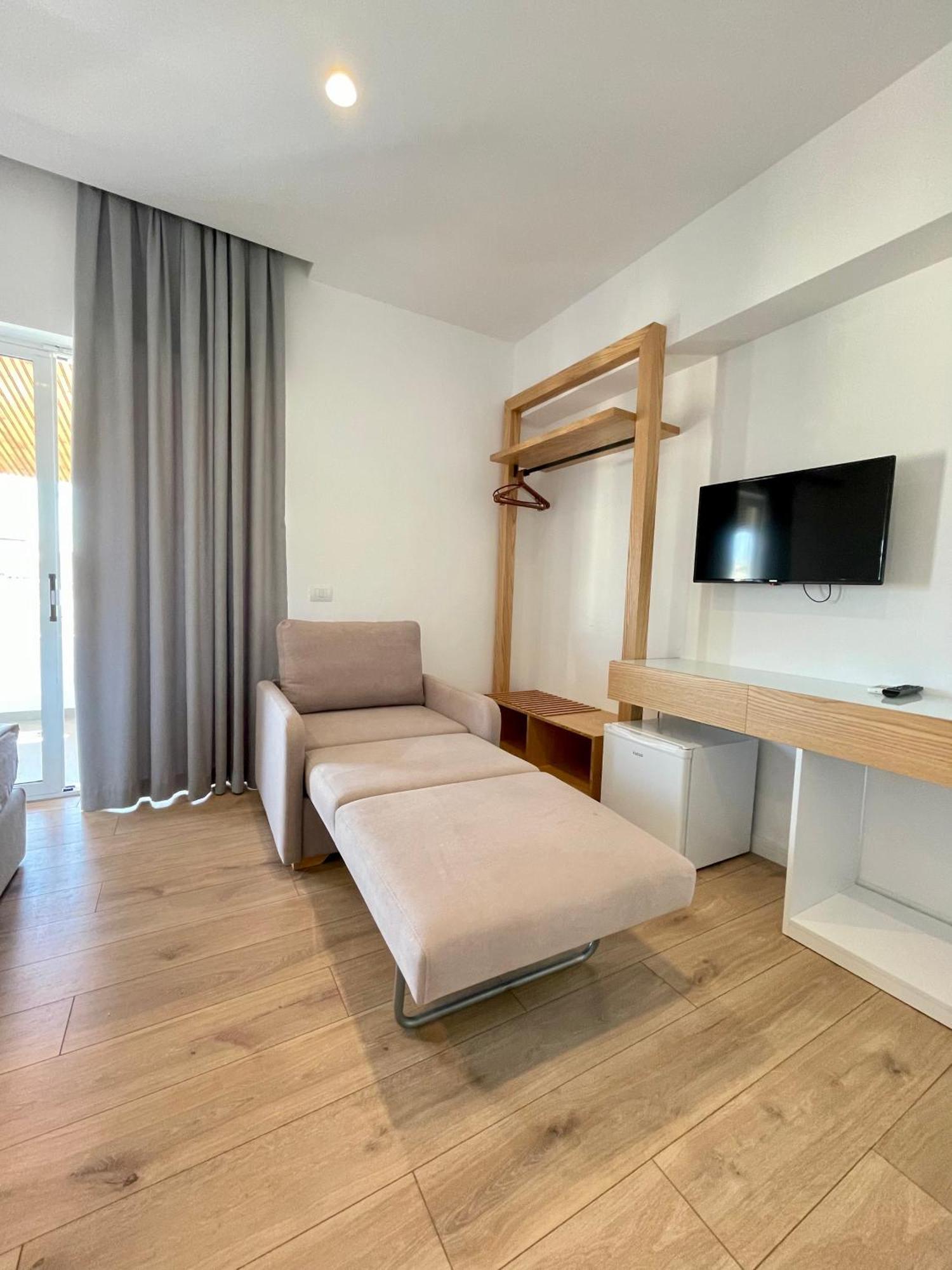 Hotel Aulona ซารานเดอ ภายนอก รูปภาพ