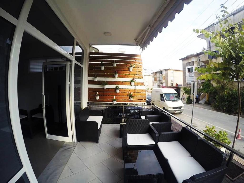 Hotel Aulona ซารานเดอ ภายนอก รูปภาพ